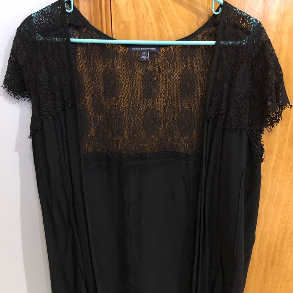 American Eagle Short Sleeve Shall